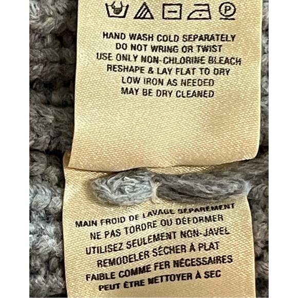 Anthropologie Angel of the North Grey Turtleneck Vest Sweater NWT Size Large - Picture 9 of 15